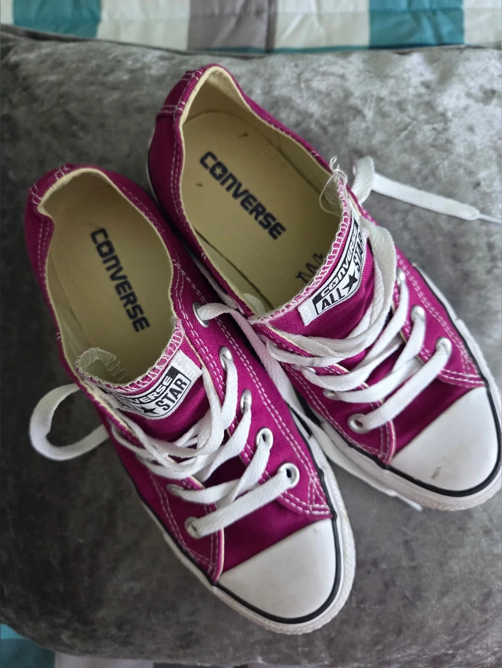 Converse Womens Low Top Sneakers - Magenta with White Accents - Picture 2 of 5
